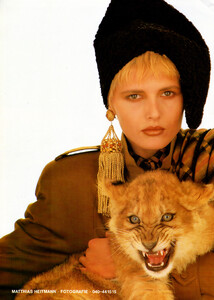 selectDe1986no16_12.jpg