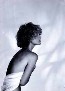 selectDe1986no16_22.jpg