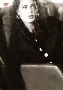 selectDe1988no23_02.jpg