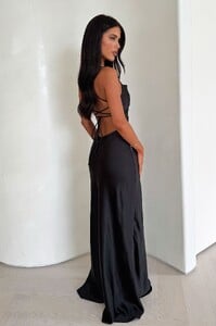 starlette_maxi_black_1.jpg