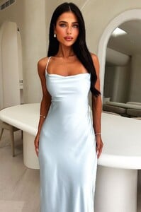 starlette_maxi_blue_2.jpg