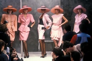 teri takacs, ann fiona scollay, katarina, leslie branner & other di8730.jpg