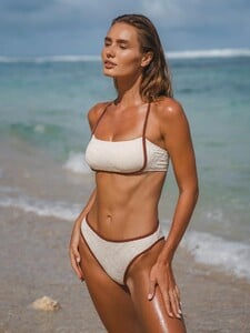 women-knitted-nylon-bikini-bottoms-sustainable-bikinis-7twrha.jpg