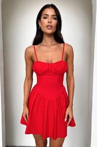 zanaya_dress_red_4_454e96aa-2cd0-4dfd-b530-ab7a7a331045.jpg