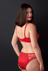 -035.jpg.8a743a1386cfbc1c80eb2613cb68f01a.jpeg