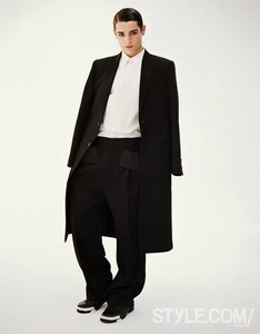 040914_Style_Print_Givenchy_Riccardo_Tisci_American_Dream_slide_03.jpg