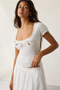 101602084_012_b.webp