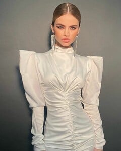 20-veronika-s-main-b.jpg.jpg