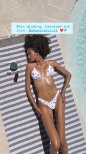 [2025.08.19] kellygale_3702958599753599186.jpg