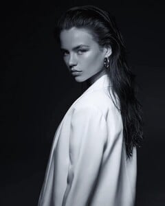 25-veronika-s-main-b.jpg