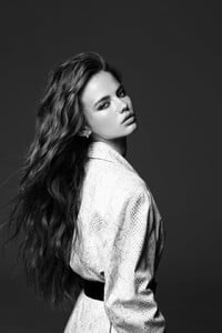 38-veronika-s-main-b.jpg