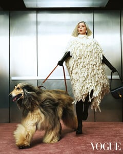 628206091_photo_edit-with-2vogue-logo3-1-1440x1800.jpg