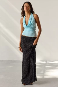 93824498_040_b3.webp