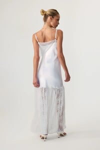 HYP-DMX001-WHT_4770_acca778d-290f-4f81-9640-9d0c9edd6f22.jpg