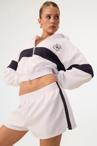 HYP-OWJ001-WHT_HYP-BS001-WHT_3061.jpg