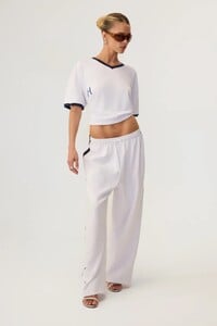 HYP-TJ001-WHT_HYP-BP001-WHT_2788.jpg