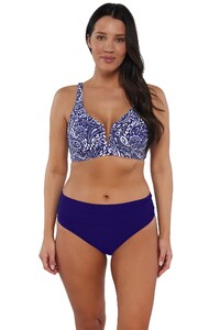 NKugel - Sunsets - Marina Vienna VWire Halter Bikini Bralette_17 - Front pose #1_Sunsets Marina Vienna V-Wire Top.jpg