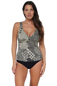 NKugel - Sunsets - Venice Seagrass Texture Elsie Tankini  Supp_10 - 738-venic_tankini-top-front-wear00-nikki01_8.jpg