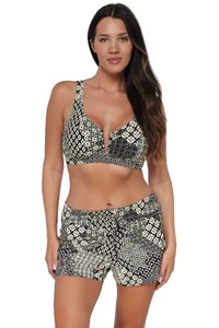 NKugel - Sunsets - Venice Seagrass Texture Vienna VWire Halte_14 - 530-venic_bikini-full-front-wear00-nikki01_8.jpg