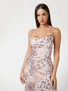 OriolaM - Guess Satin slip dress4_W3GK85WD8G2-P1LB-ALT2.jpg
