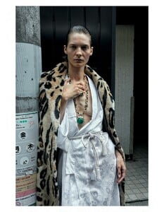 SV_Vogue Japan_Three Days in Tokyo _2_0.jpg