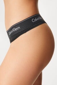 VKudlickova - Astratex - Tanga Calvin Klein Modern Cotton F3786E_kal_27.jpg