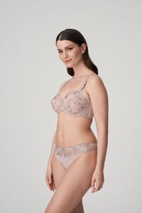 eservices_primadonna-lingerie-thong-forever-0663000-skin-2_3491369.jpg.cbeb69ef4c6c02d074f3c4e93d9f8668.jpg
