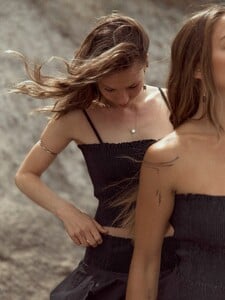 laloba_thelabel_3688769819705051373's2025-8-3-11.3.358 story.jpg