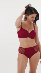 vlcsnap-2025-08-06-22h15m49s145.png