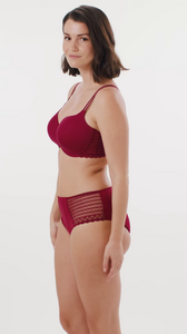 vlcsnap-2025-08-06-22h17m25s712.png