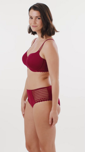 vlcsnap-2025-08-06-22h17m32s256.png