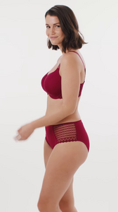 vlcsnap-2025-08-06-22h18m06s260.png