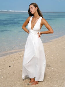 white-v-neck-plaeted-beach-dress_05.jpg