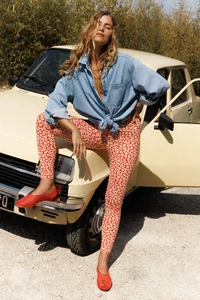 yse-vestiaire-pantalon-moisson-d-ete-imprime-paquerettes3.webp