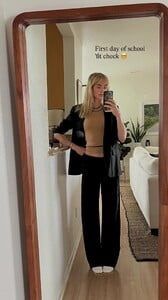 [2025.09.22] elizabethcturner_3727362217772921424.jpg