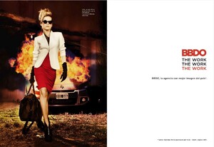 966267548_revistaG7publicaciondiciembre2011arrastrado2.jpg