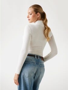 LilouEA - Guess Turtle neck top-5_W4BP14KCGM2-G012-ALT2.jpg