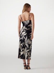 LilouEA - Guess_W5GK85WH9C2-PJ1S-ALT1.jpg