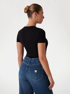 PChetrit - Guess_Slim-fit logo T-shirt Women-5 - W5GI04J1314-JBLK-ALT2.jpg