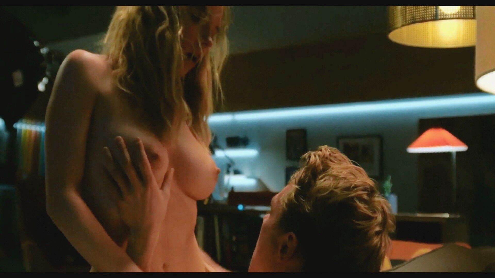 Sydney sweeney nude voyeurs