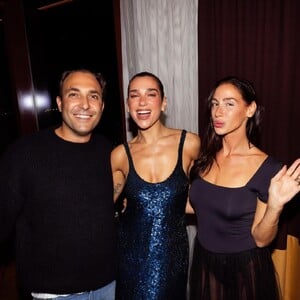 dua-lipa-champions-studio-strength-in-barre-coded-ease-8.jpg
