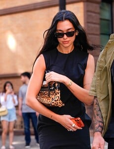 dua-lipa-embodies-nyc-street-exit-in-leopard-pop-minimalism-3.jpg