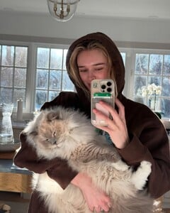 erincromwell__483383351_18491966881000435_2283072606613340933_n.jpg