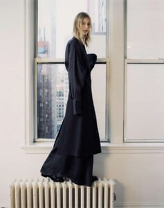 m-le-monde-0322-2019_julia-nobis_by_zoe-ghertner2.jpg