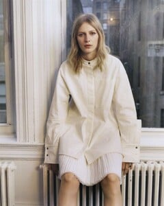m-le-monde-0322-2019_julia-nobis_by_zoe-ghertner24.jpg