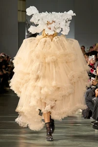 00024-noir-kei-ninomiya-spring-2026-ready-to-wear-credit-gorunway.webp