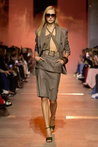 00027-elie-saab-spring-2026-ready-to-wear-credit-gorunway.webp