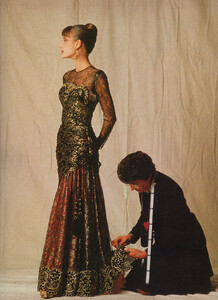 05-MARIECLAIREGR-Mar-1990-m.MicheleGresseKimoraLeeSimmonsFelicitasBochDanyaFiorini-ph.LordSnowdon.jpg