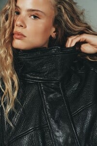 05479780800-a4.jpg