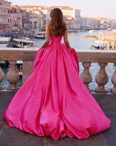 [2025.10.07] sherrihill_560582357_18544537570046023_4016999471490069579_n.jpg